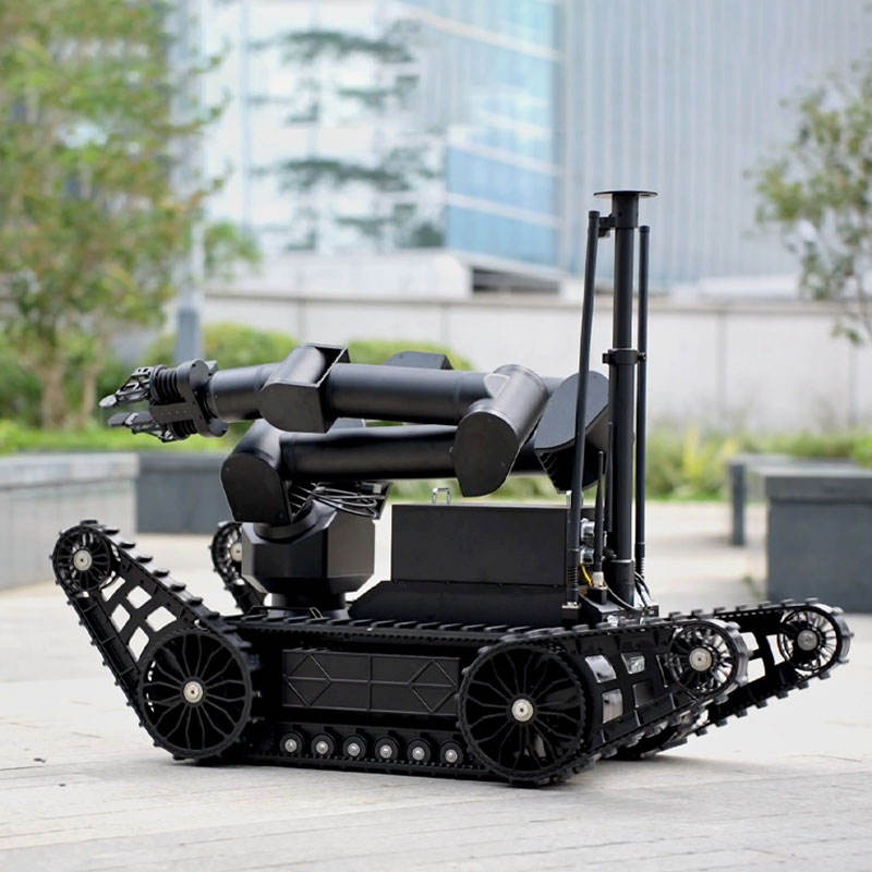 Autonomous inspection robot operating indoors and outdoors with obstacle-crossing capability