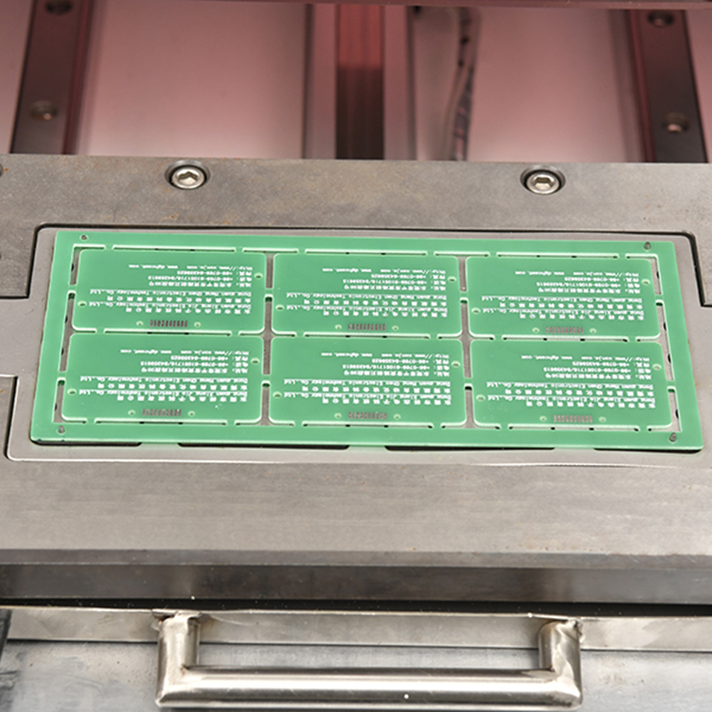 High-efficiency FPC cutting equipment featuring micro stress punching and interchangeable mold system for rapid board change