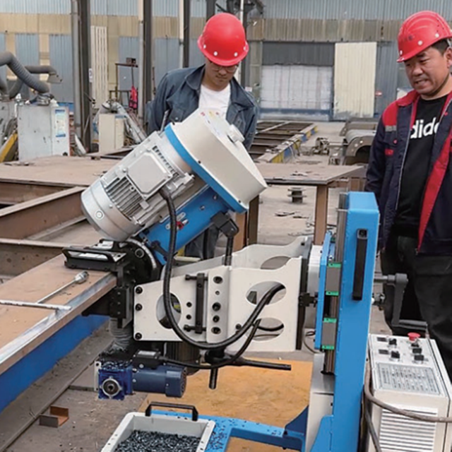 YX-80A self-propelled double-sided beveling machine for steel plate edge milling and welding preparation