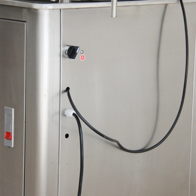 flat surface labeling machine for boxes and bottles