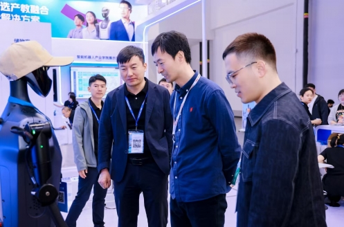 Youbixuan's humanoid research combination fist shines brightly at the 63rd High Tech Expo