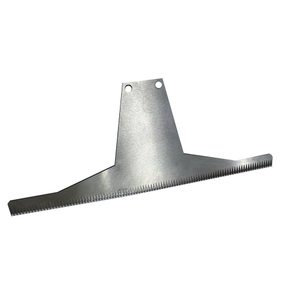 Front view of stainless steel sealing sawtooth blade for food packaging equipment