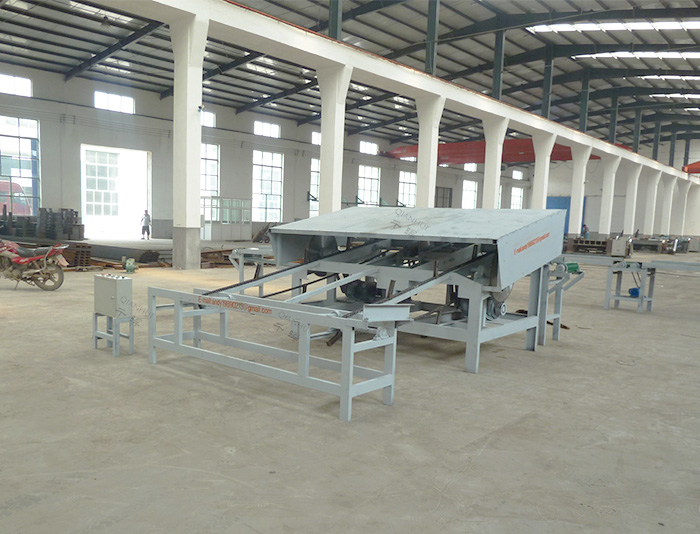Twisting Line Log Cutting Saw