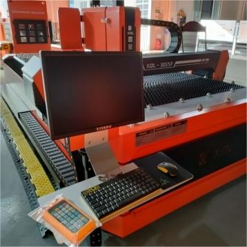 High-strength bed frame and linear guide rail system of XQL-3015F fiber laser cutting machine ensuring stable long-term precision