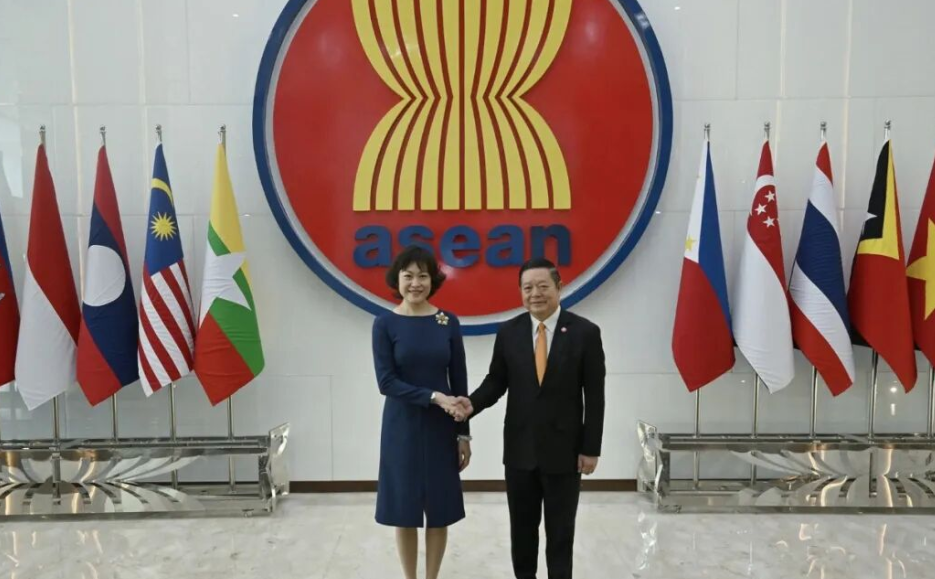 Chinese Ambassador to ASEAN Hou Yanqi is about to resign