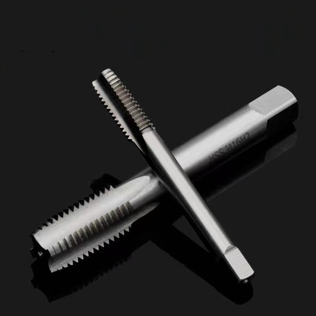 Industrial-grade fully ground tap made of 6542 high-speed steel designed for accurate threading in iron, alloy steel, and carbon steel